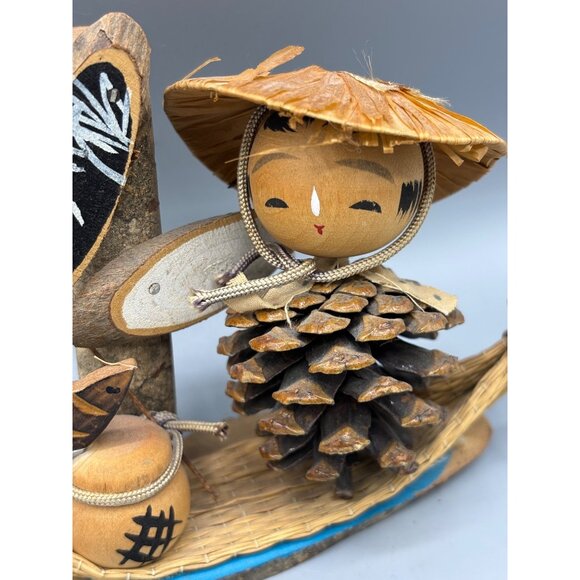 Vtg Koskeshi Handcrafted Pinecone Fisherman Figurine Hat Boat Japan - Picture 2 of 7